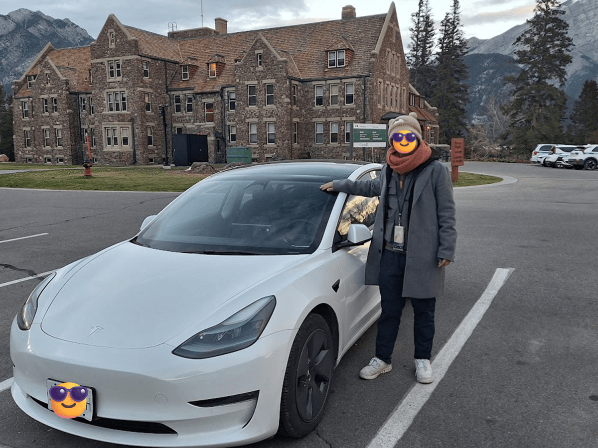 【2025北美極光之旅】Hertz加拿大班夫國家公園租車自駕、卡佳利租車(租借 Tesla Model3)全紀錄